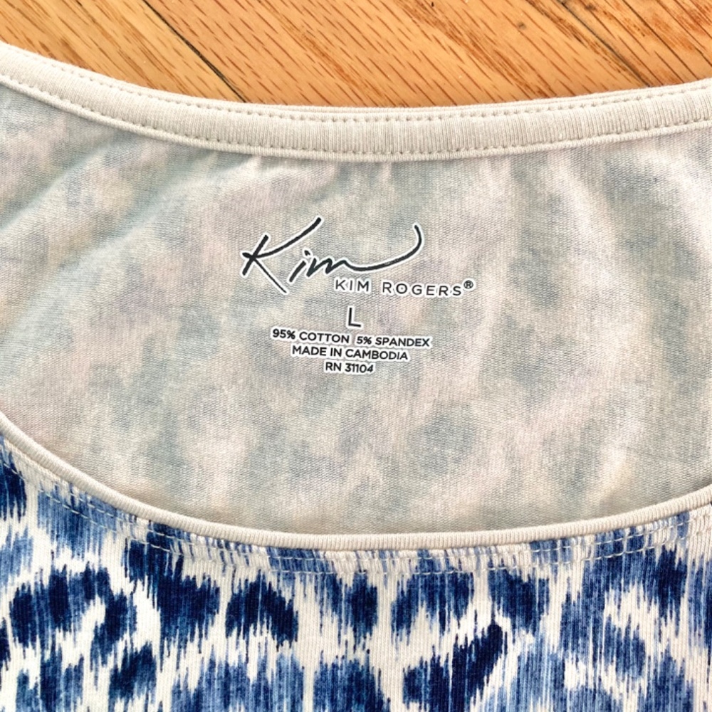 Navy blue leopard print top, Kim Rogers top, Kim Rogers Tee, Size L shirt - Picture 3 of 5